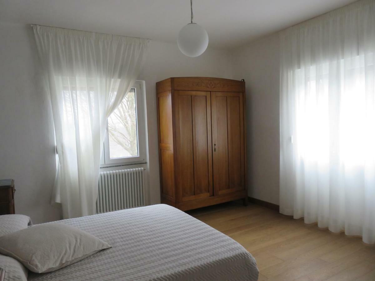 Bed and Breakfast Bb Andre' Vara Superiore Exterior foto